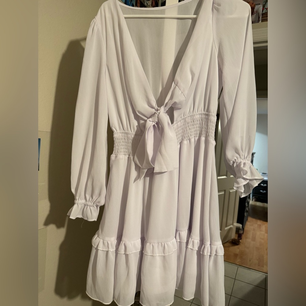 Women’s Flowy White Dress